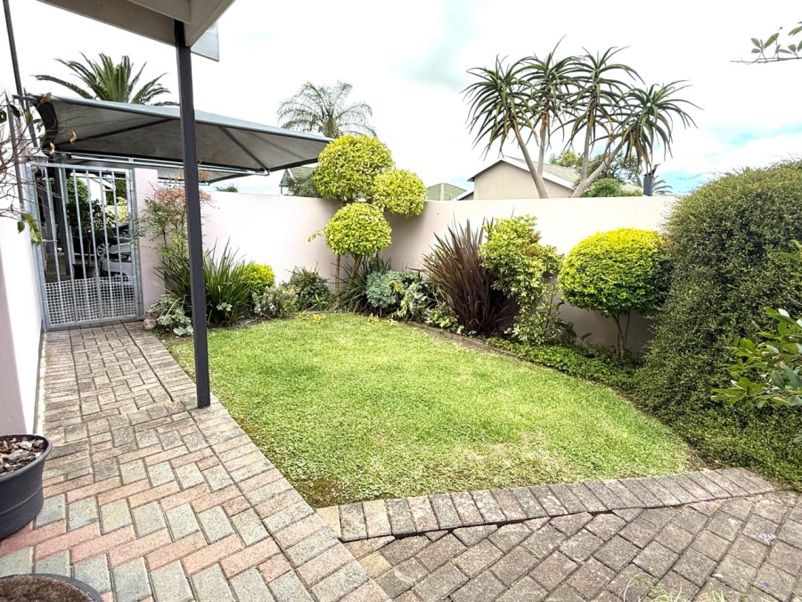 2 Bedroom Property for Sale in King George Park Western Cape